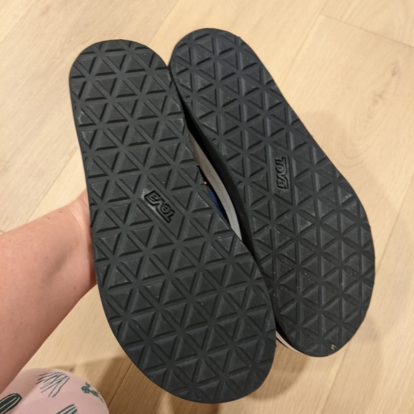 Woman's platform Teva sandals - Picture 7 of 15